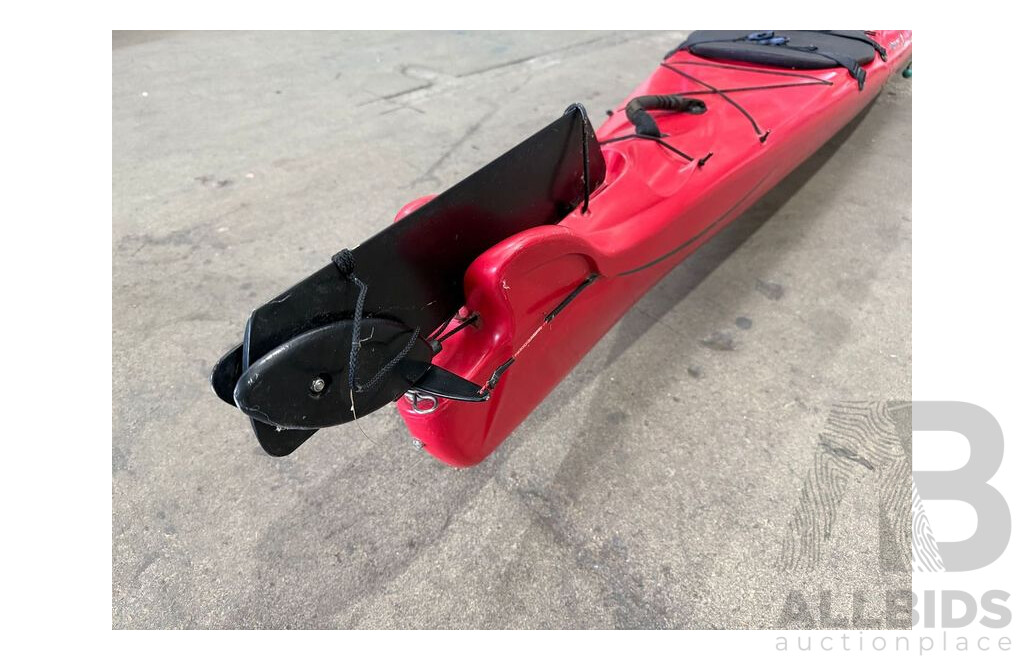 Mission Ech Bezhig Sea Kayak