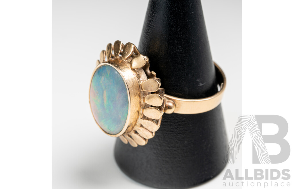 9ct Vintage Opal Doublet Cocktail Ring, Size P, 5.54 Grams