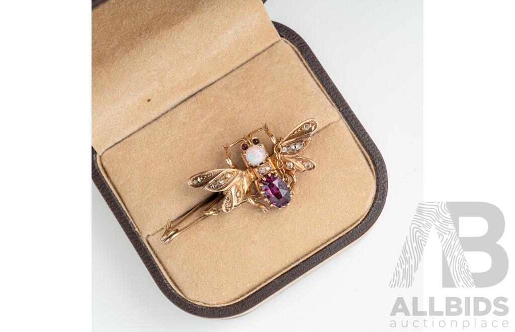 18ct Victorian Gem & Diamond Set Bee Brooch, 17mm, 3.52 Grams - Fairfax & Roberts Sydney