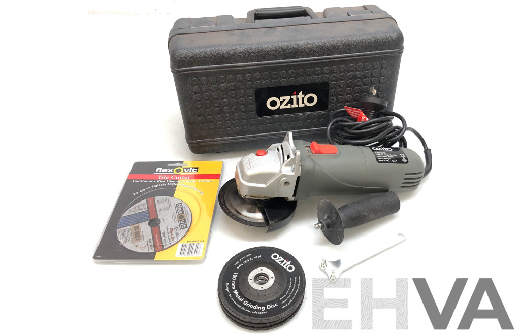 Ozito 850 Watt 100mm Angle Grinder Kit