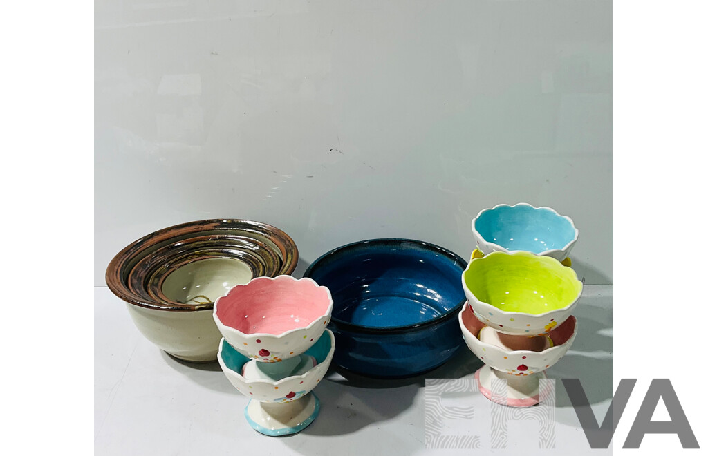 Set Six Ceramic Ice Cream Bowls, Set Three Graduating Studio Pottery Bowls and Pottery Blue Bowl