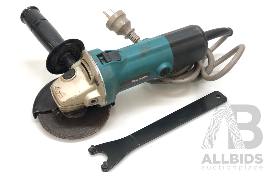 Makita 115mm Electric Angle Grinder