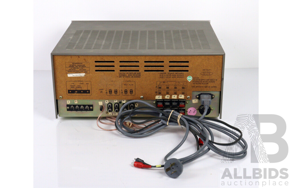 Retro Pioneer Stereo Receiver SX5000, Pioneer Stereo Cassette Tape Deck CT F 500 with Pair Pioneer Model CS 100A Speakers