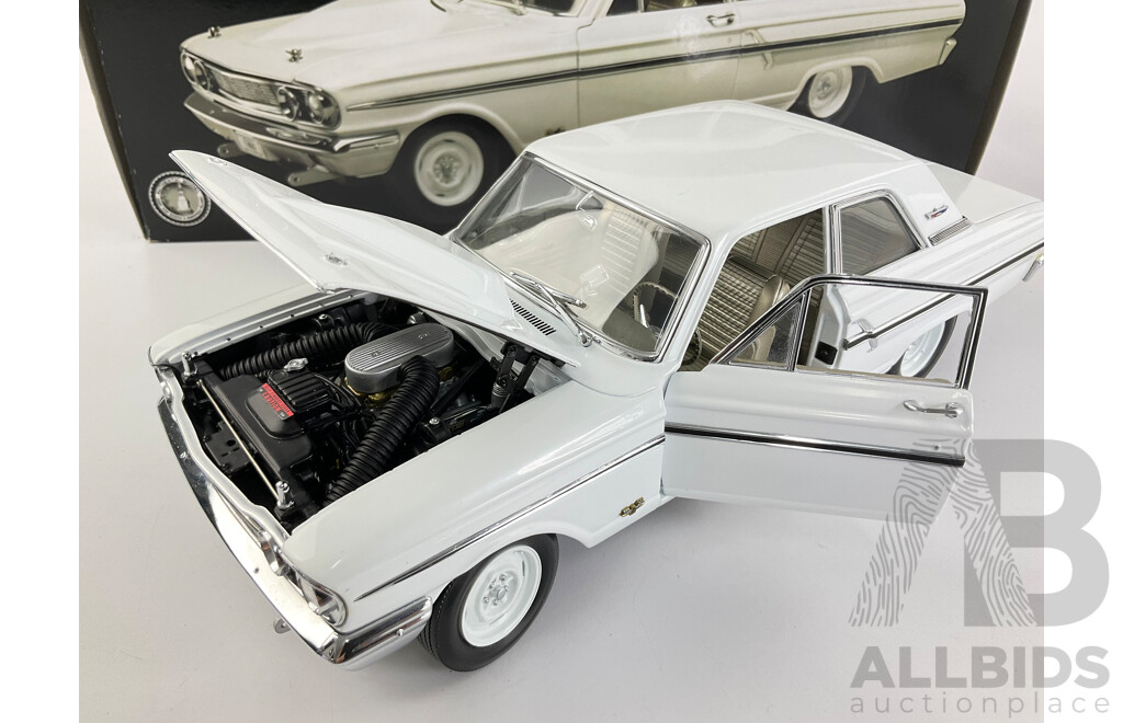 Boxed Precision 100 Diecast 1964 Ford Fairlane Thunderbolt, 1:18 Scale