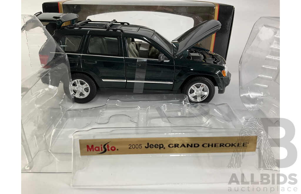 Boxed Maisto Special Edition Diecast 2005 Jeep Grand Cherokee, 1:18 Scale