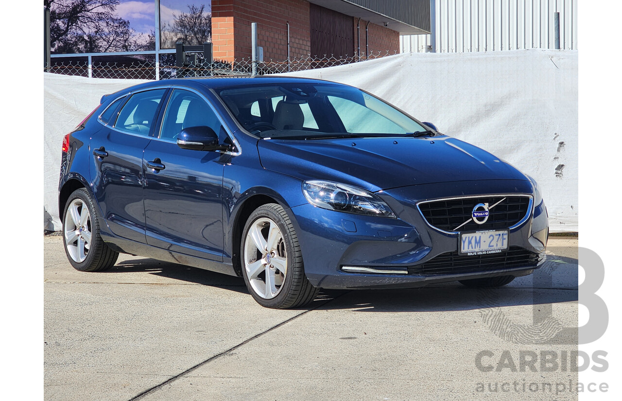 1/2015 Volvo V40 D4 Luxury M MY14 5d Hatchback Blue 2.0L