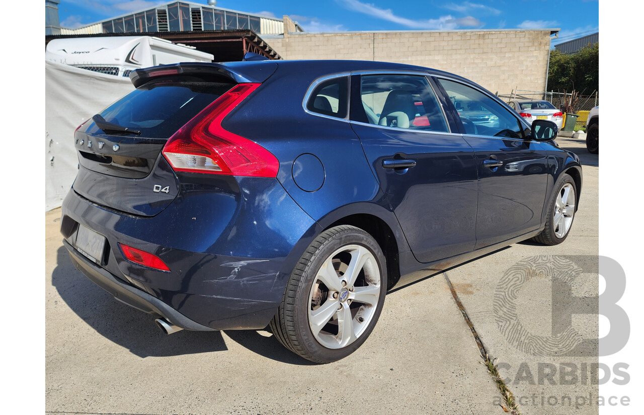 1/2015 Volvo V40 D4 Luxury M MY14 5d Hatchback Blue 2.0L