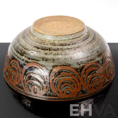 Australian Studio Pottery Bowl with Glazed Design