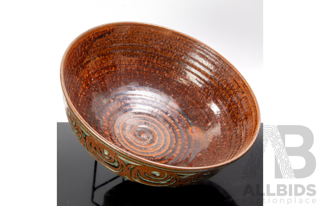 Australian Studio Pottery Bowl with Glazed Design