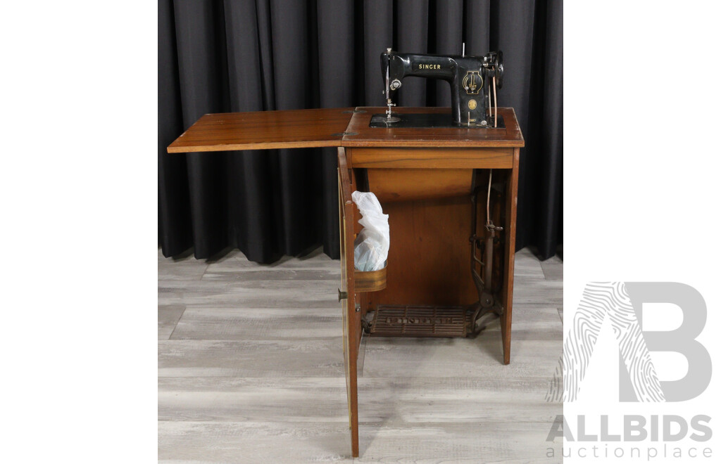 Vintage Treadle Base Singer Sewing Machine in Art Deco Case