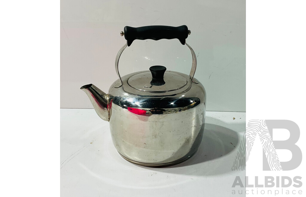 Stove Top Kettle From Stellar