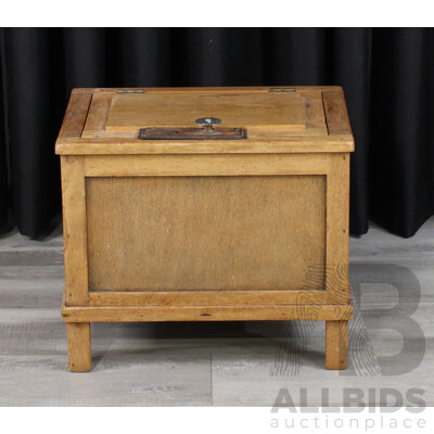 Antique Timber Lead Lined Icebox