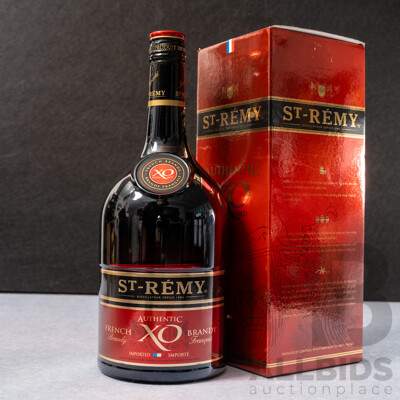 St Remy Authentic XO French Brandy in Presentation Box