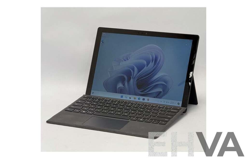 Microsoft (1796) Surface Pro 6 Intel Core I5 (8350U) 1.70GHz-3.60GHz 4-Core CPU 256GB 12.3-Inch Touchscreen Detachable Laptop and Dock