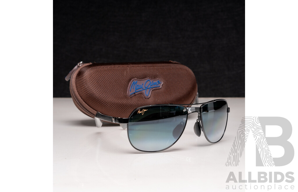 Maui Jim Guardrails 327-02 Gunmetal & Black / Neutral Grey Polarised Lenses
