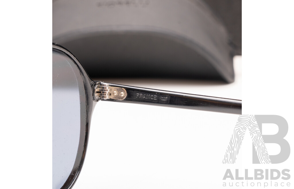 Bollé IREX TRG Vintage Sunglasses, Black Frame
