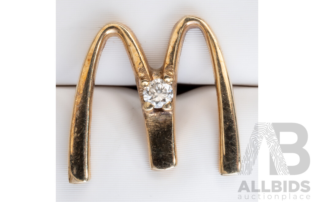 9ct McDonald's Diamond Set Career Achievement Pin, TDW 0.03ct, 0.99 Grams