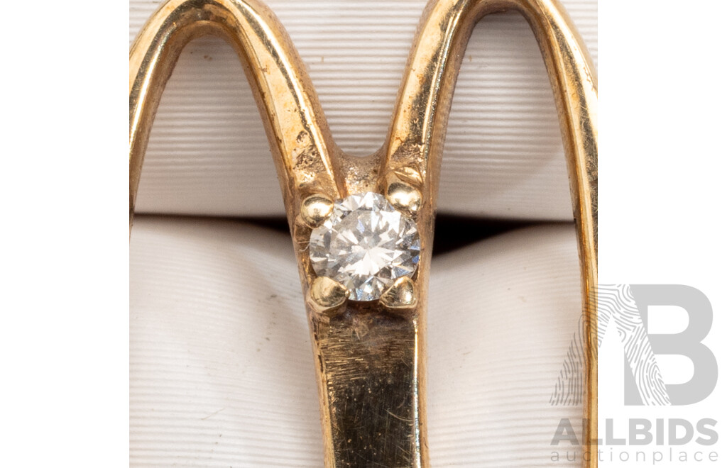 9ct McDonald's Diamond Set Career Achievement Pin, TDW 0.03ct, 0.99 Grams