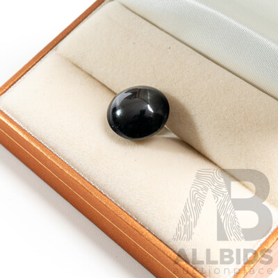Black Star Sapphire, Unset Natural 13.3mm Round Cabochon Gemstone, 12.35ct