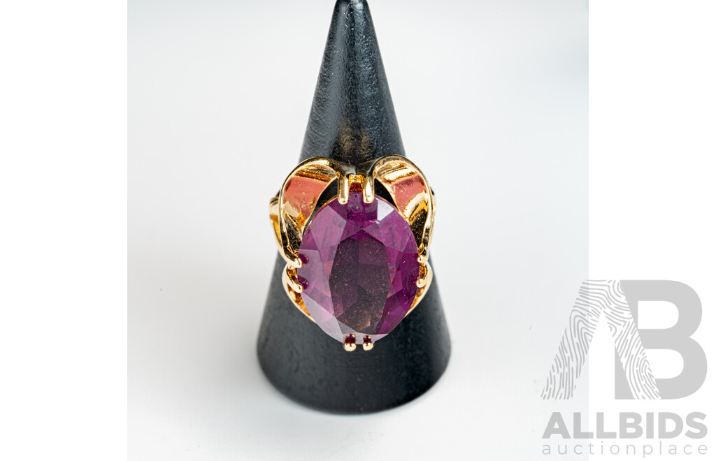 18ct Vintage Amethyst Cocktail Ring, Size K, 6.71 Grams