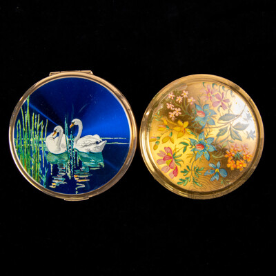 Vintage Stratton & Kigu Gold Tone Make Up Compacts