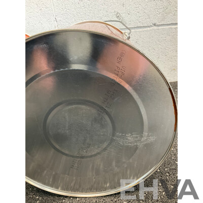 Valspar Oil Based Exterior Decking Oil- Redwood- 10L  - Lot of 2 - Approximate Total ORP $340