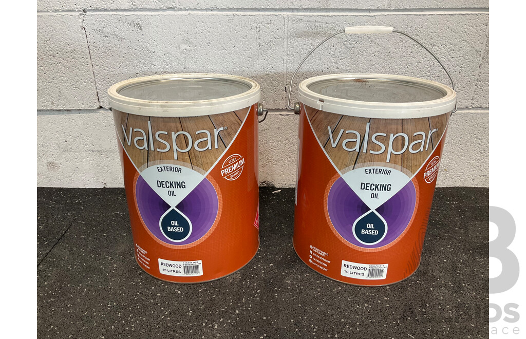 Valspar Oil Based Exterior Decking Oil- Redwood- 10L  - Lot of 2 - Approximate Total ORP $340