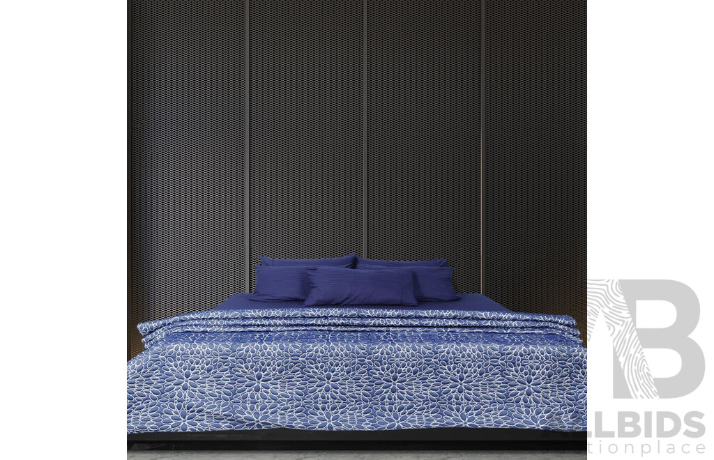 FERN FABRIC Bloom Heritage Blue - Double - 650GSM Coverlet - ORP $299.00