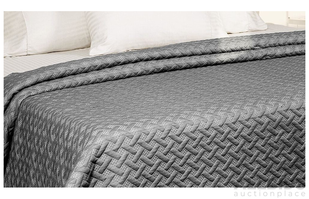 FERN FABRIC Cross Line Black - Double - 650GSM Coverlet - ORP $299.00