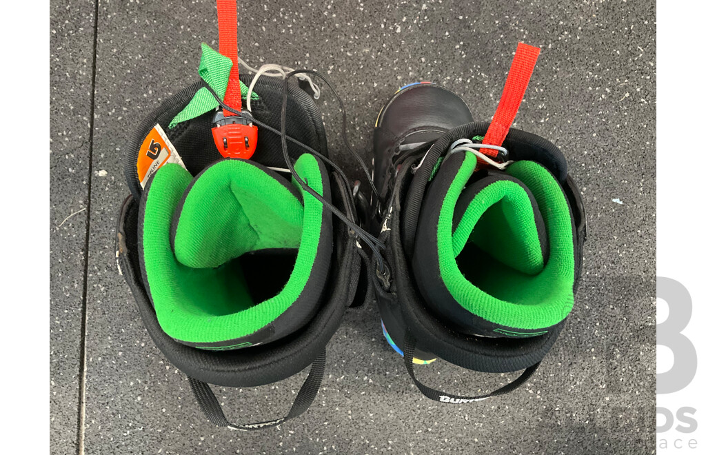 BURTON LTR 130CM Kids Snowboard, BURTON Zipline Kids Snowboard Boots and Toboggan Snow Sleds - Lot of 3