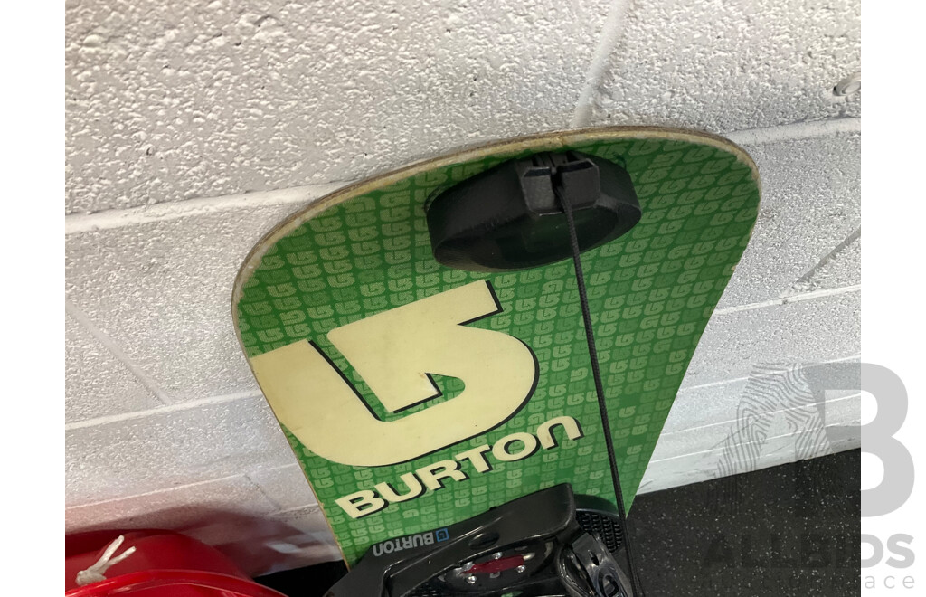 BURTON LTR 130CM Kids Snowboard, BURTON Zipline Kids Snowboard Boots and Toboggan Snow Sleds - Lot of 3