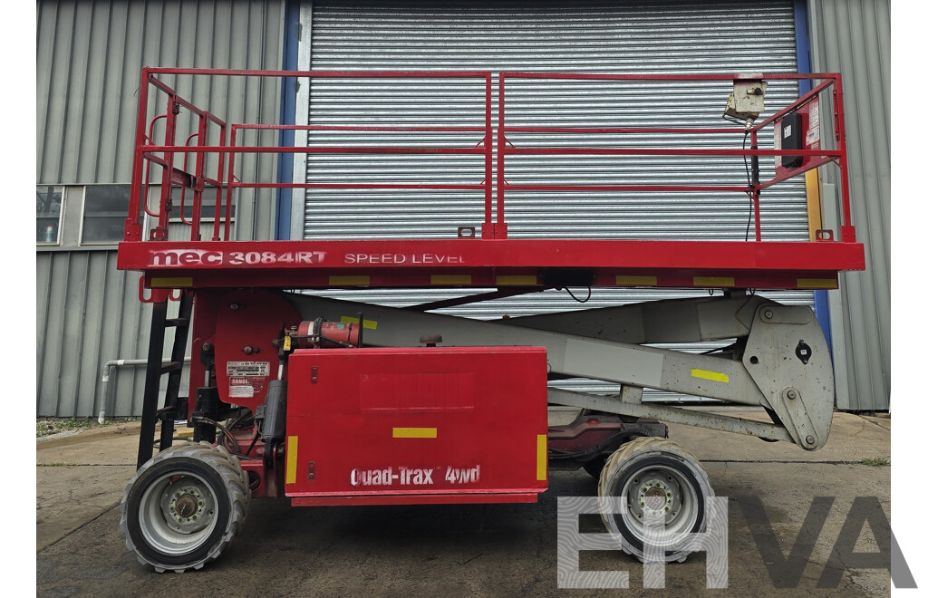 2015 MEC 3084RT Speed Level Quad-Trax 4WD Diesel Scissor Lift