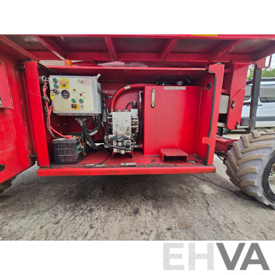 2015 MEC 3084RT Speed Level Quad-Trax 4WD Diesel Scissor Lift