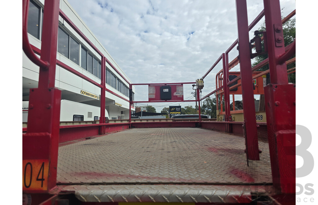 2015 MEC 3084RT Speed Level Quad-Trax 4WD Diesel Scissor Lift