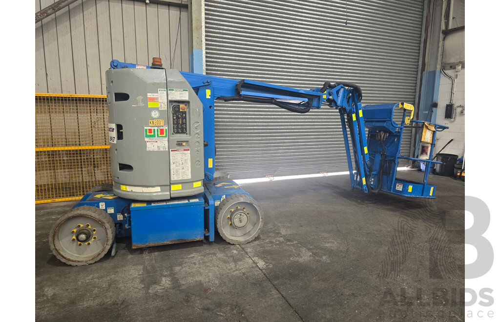 2009 Genie Z-30/20N Articulated Electric Boom Lift