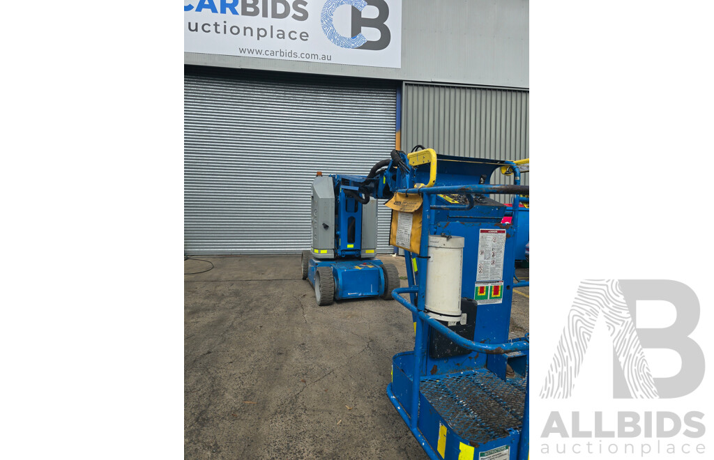2009 Genie Z-30/20N Articulated Electric Boom Lift