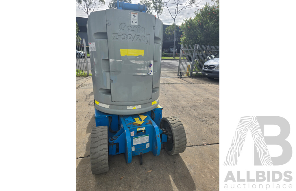 2009 Genie Z-30/20N Articulated Electric Boom Lift