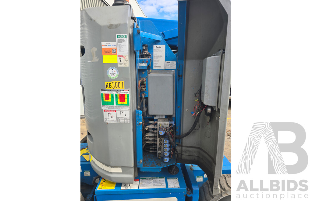 2009 Genie Z-30/20N Articulated Electric Boom Lift