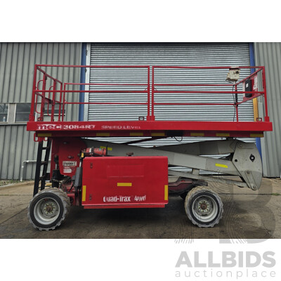 2015 MEC 3084RT Speed Level Quad-Trax 4WD Diesel Scissor Lift