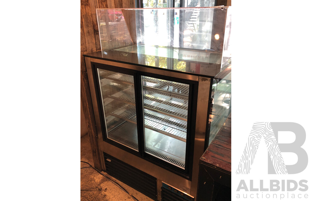 FED Bonvue 570 Litre Chilled Food Display