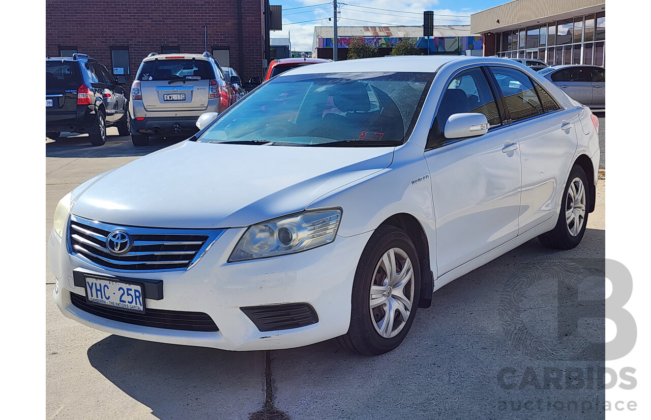9/2009 Toyota Aurion AT-X GSV40R 4d Sedan White 3.5L