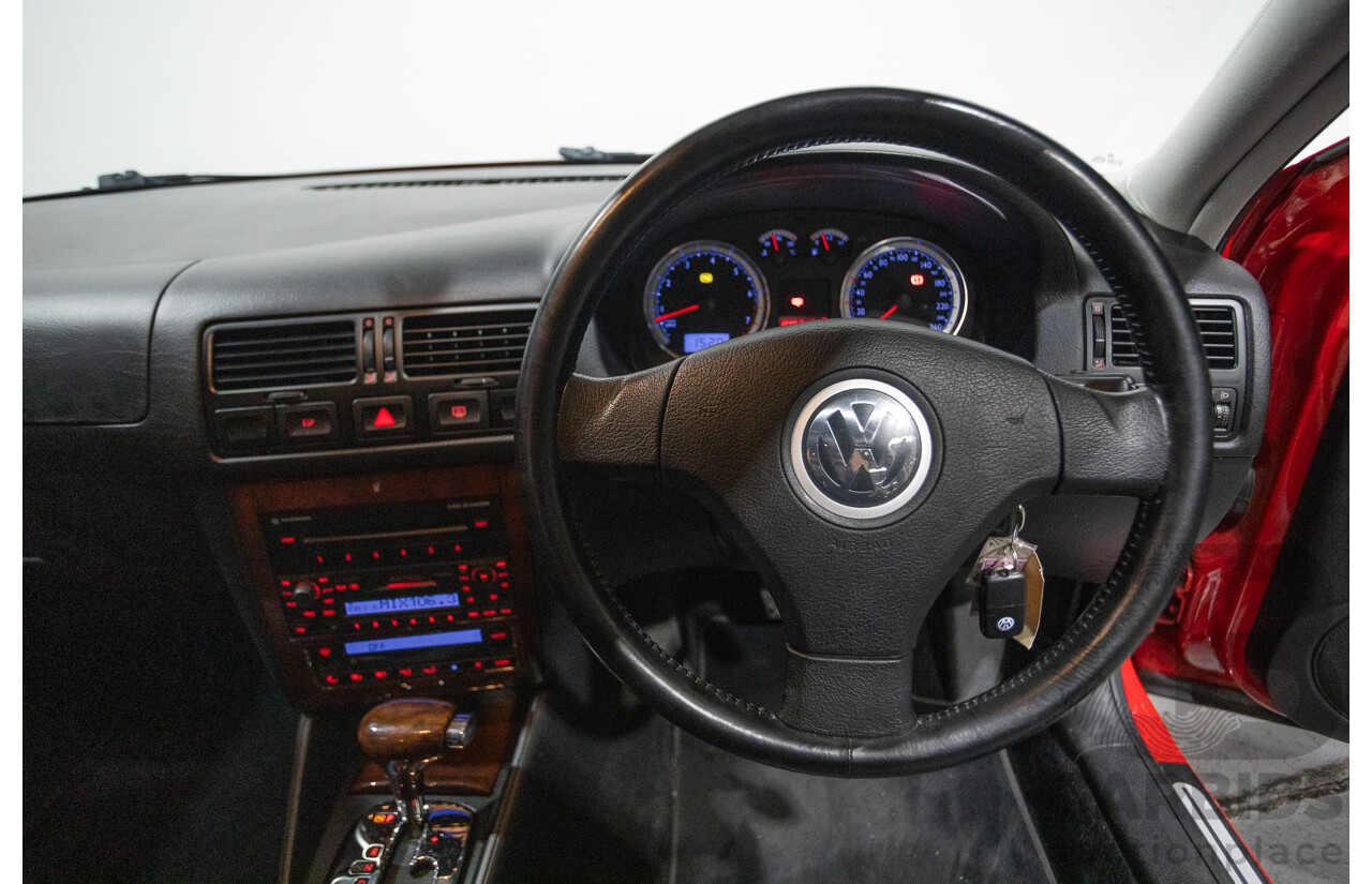 7/2005 Volkswagen Bora 2.3L V5 1J 4d Sedan Tornado Red 2.3L