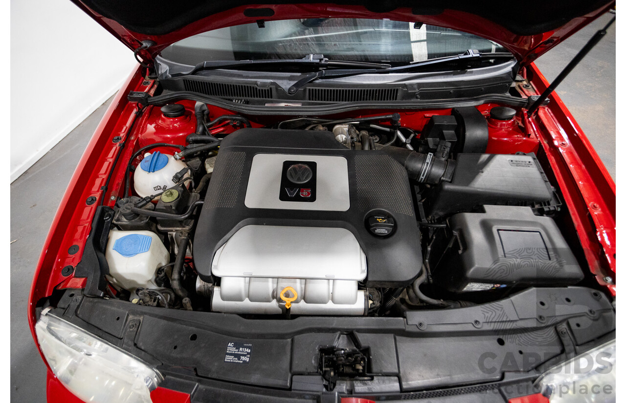 7/2005 Volkswagen Bora 2.3L V5 1J 4d Sedan Tornado Red 2.3L