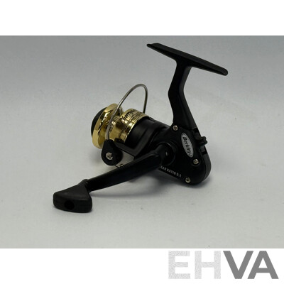 Berkley CW100 Fishing Reel - Lot of 50 Brand New