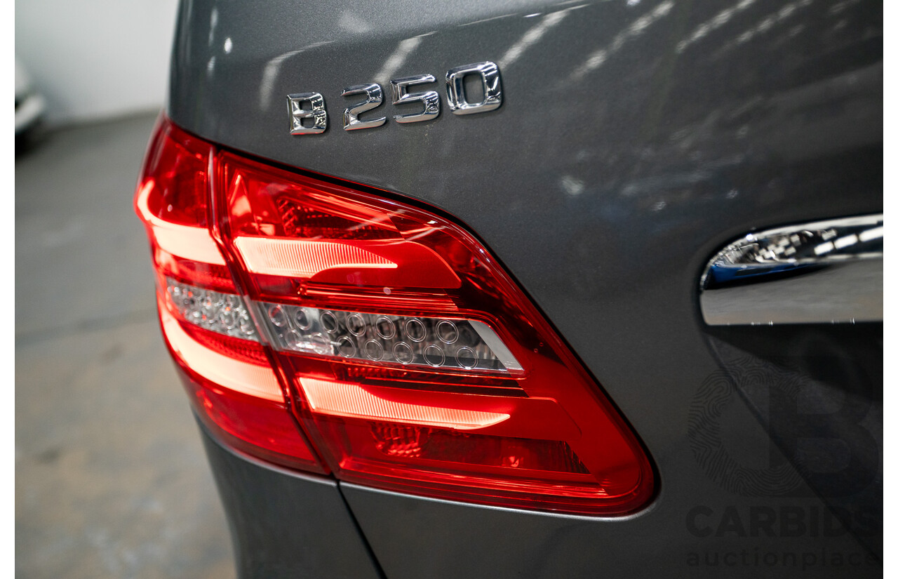 6/2014 Mercedes-Benz B250  246 MY14 5d Hatchback Mountain Metallic Grey 2.0L