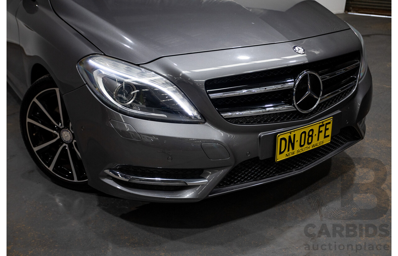 6/2014 Mercedes-Benz B250  246 MY14 5d Hatchback Mountain Metallic Grey 2.0L