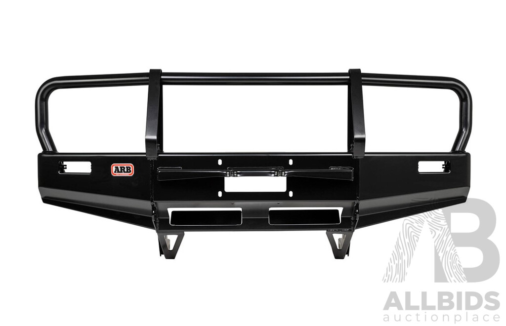 ARB Deluxe Winch Bullbar to Suit Nissan Pathfinder R50 and Nissan Navara D21 and D22 Models - Black(Part No. 3438060) -  Brand New - RRP $2005.00