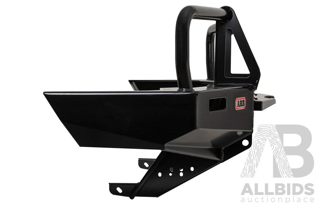 ARB Deluxe Winch Bullbar to Suit Nissan Pathfinder R50 and Nissan Navara D21 and D22 Models - Black(Part No. 3438060) -  Brand New - RRP $2005.00