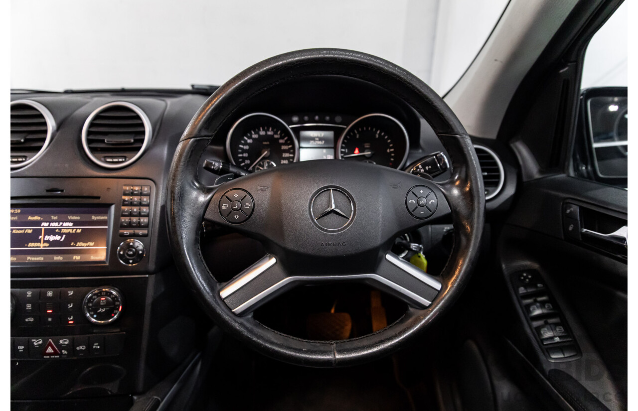 6/2010 Mercedes-Benz ML 350 CDI Sports (4x4) W164 09 Upgrade 4d Wagon Baltic Black Turbo Diesel V6 3.0L