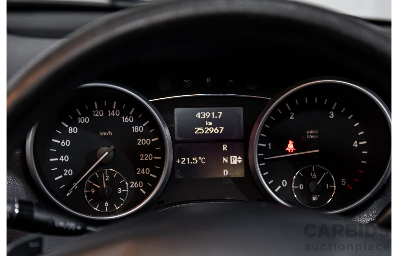 6/2010 Mercedes-Benz ML 350 CDI Sports (4x4) W164 09 Upgrade 4d Wagon Baltic Black Turbo Diesel V6 3.0L